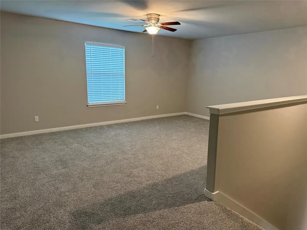 Photo 7 — 1009 NW 5th Street, Newcastle, OK 73065