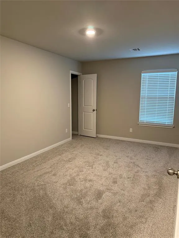 Photo 15 — 1009 NW 5th Street, Newcastle, OK 73065