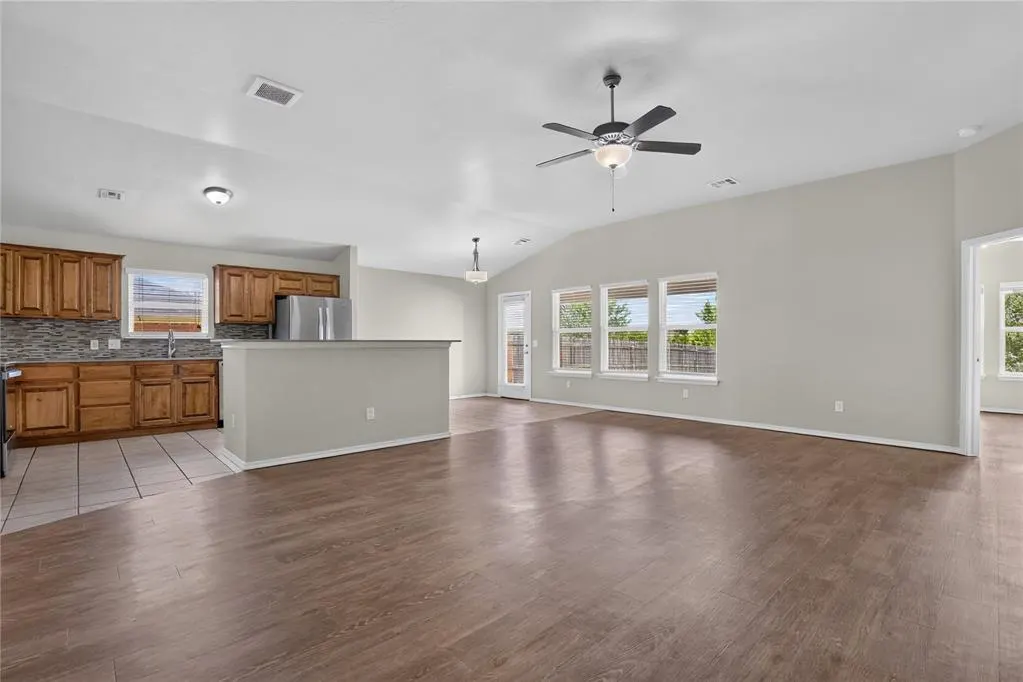 Photo 15 — 18109 Montoro Way, Edmond, OK 73012