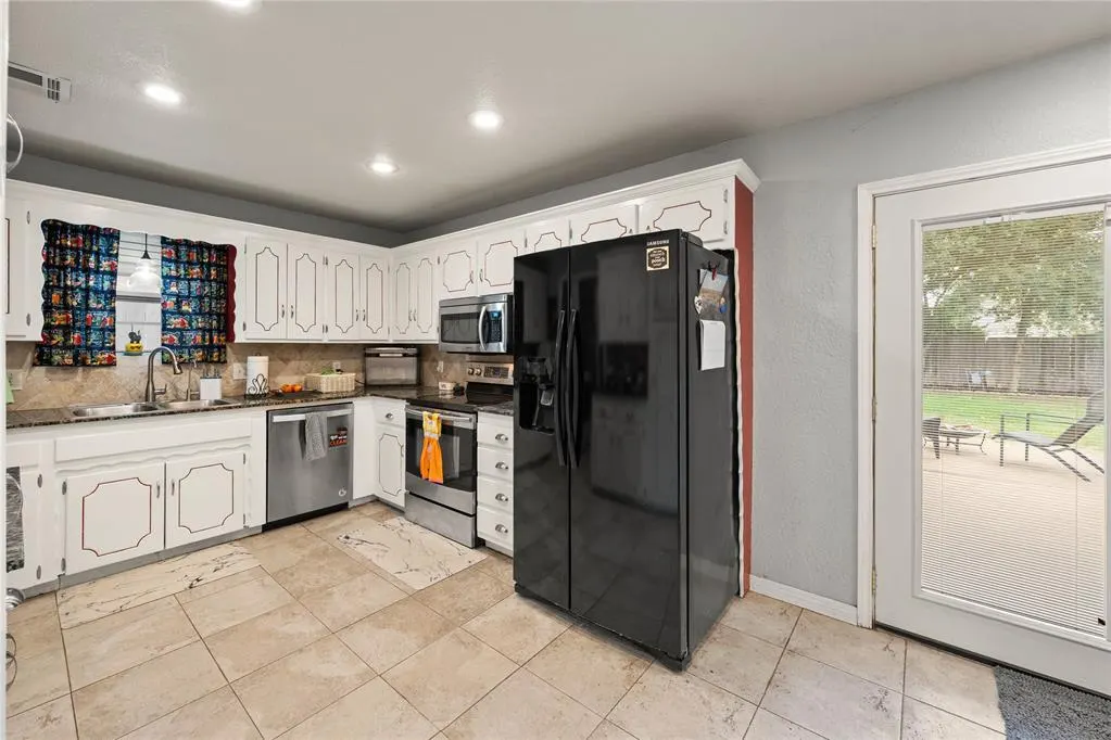 Photo 19 — 7601 Eastgate Drive, Oklahoma City, OK 73162