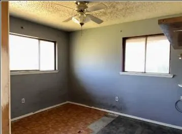 Photo 7 — 102 NE 5th Street, Moore, OK 73160