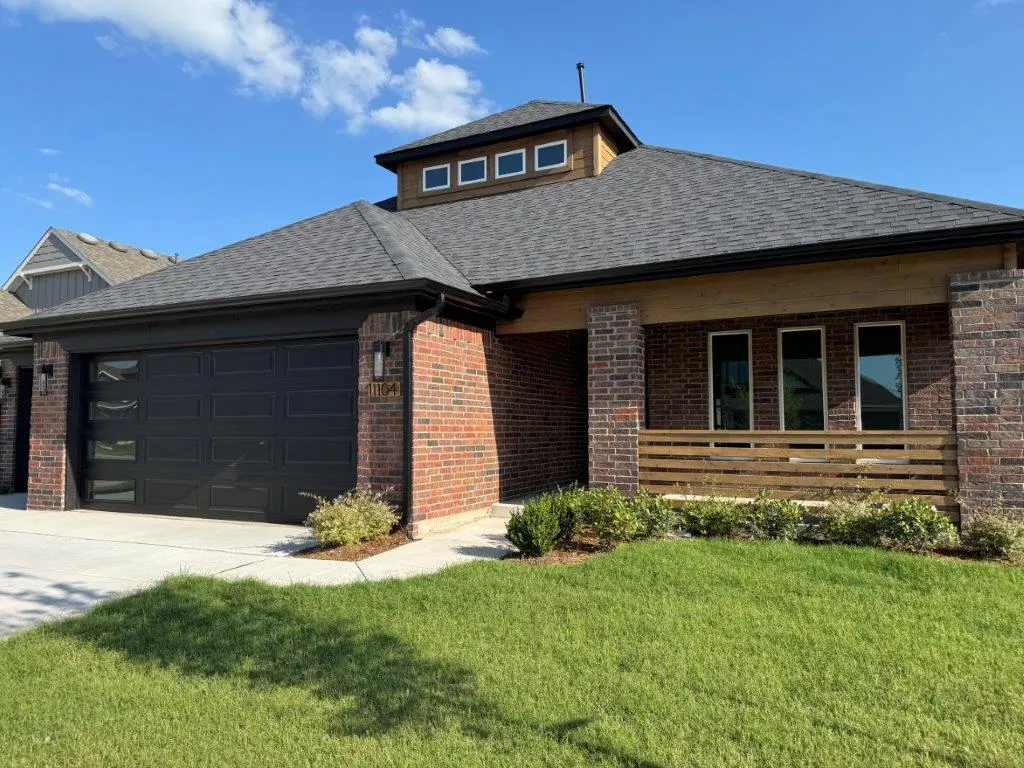 Front exterior — 11104 NW 132nd Street, Yukon, OK 73099