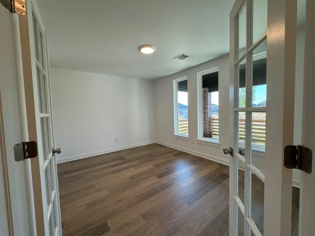 Photo 5 — 11104 NW 132nd Street, Yukon, OK 73099