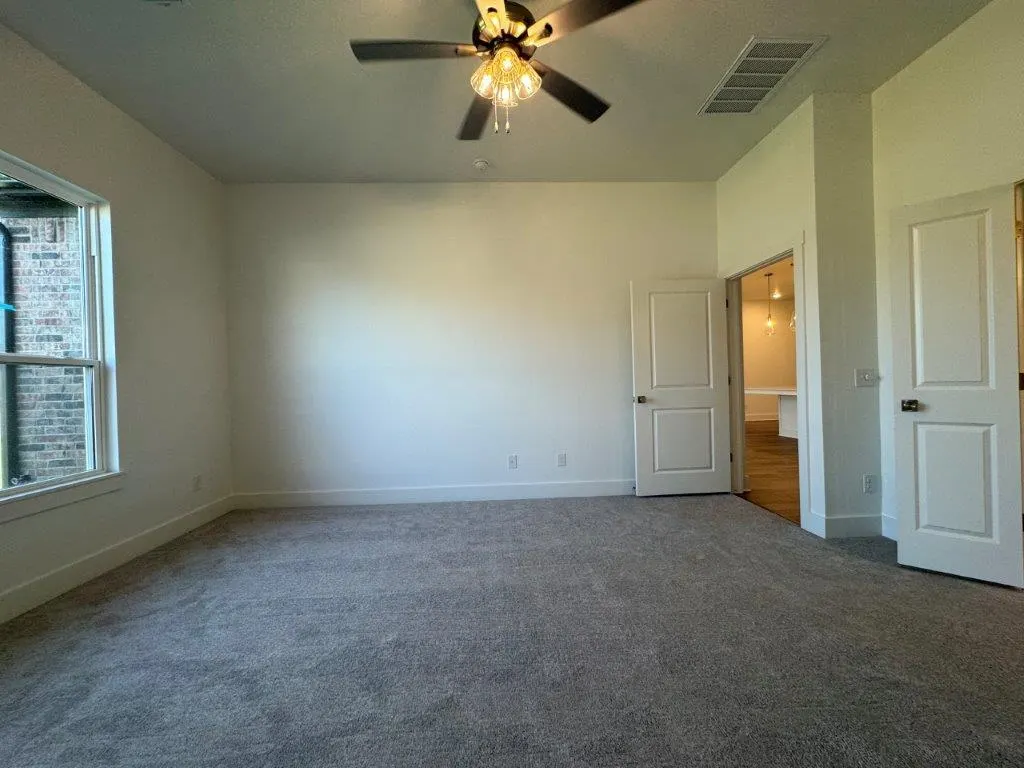 Photo 29 — 11104 NW 132nd Street, Yukon, OK 73099