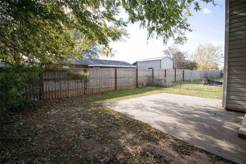 Photo 6 — 1708 Jennifer Circle, Norman, OK 73071