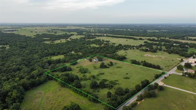 Photo 2 — 304998 E 1800 Road, Ratliff City, OK 73481