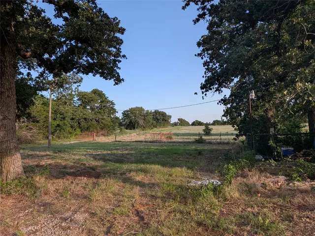 Photo 3 — 304998 E 1800 Road, Ratliff City, OK 73481
