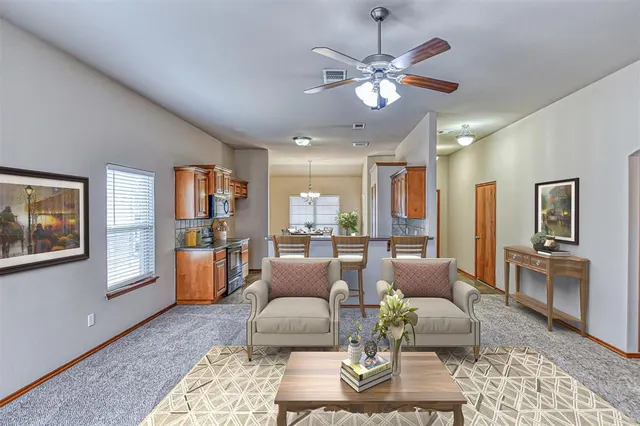 Photo 7 — 13309 SW 3rd Street, Yukon, OK 73099