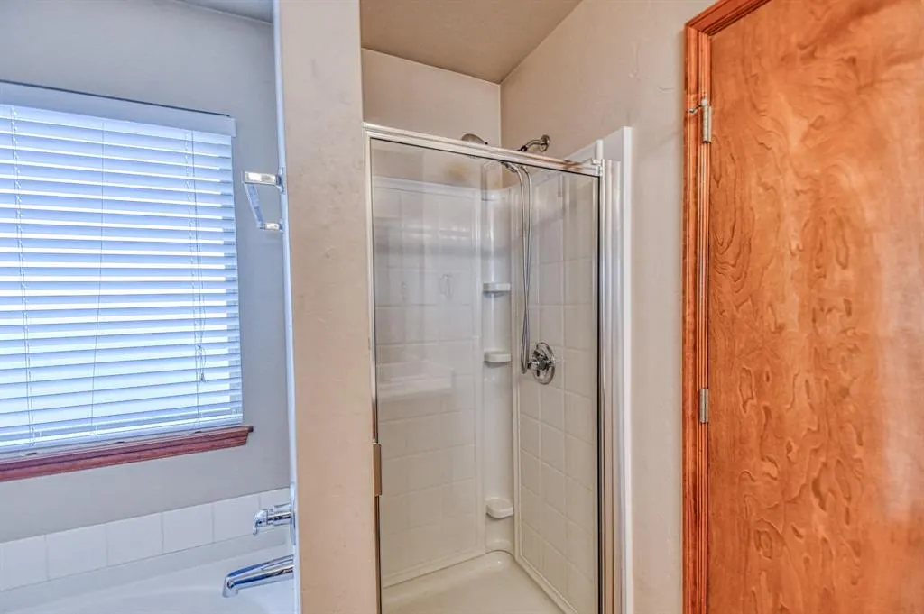 Photo 18 — 13309 SW 3rd Street, Yukon, OK 73099