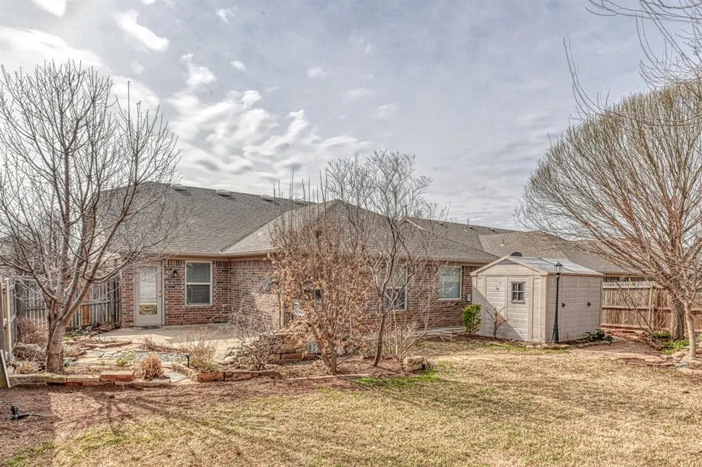 Photo 28 — 13309 SW 3rd Street, Yukon, OK 73099