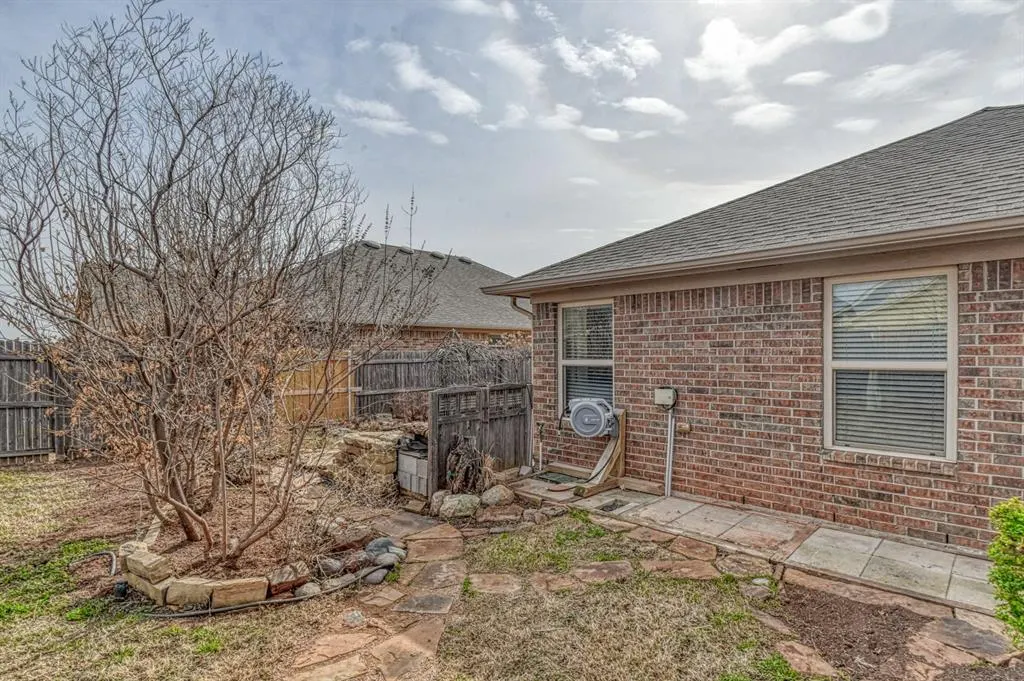 Photo 33 — 13309 SW 3rd Street, Yukon, OK 73099