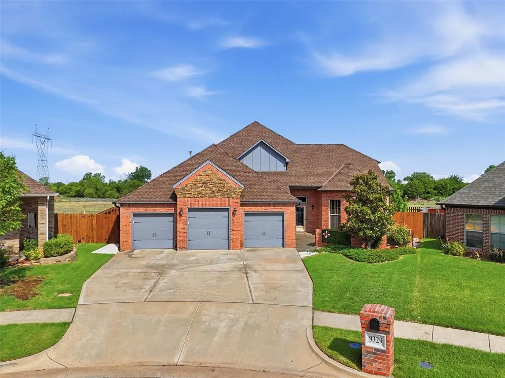 Photo 4 — 9329 NW 134th Terrace, Yukon, OK 73099