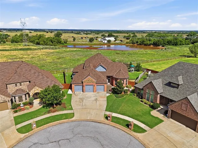 Photo 5 — 9329 NW 134th Terrace, Yukon, OK 73099