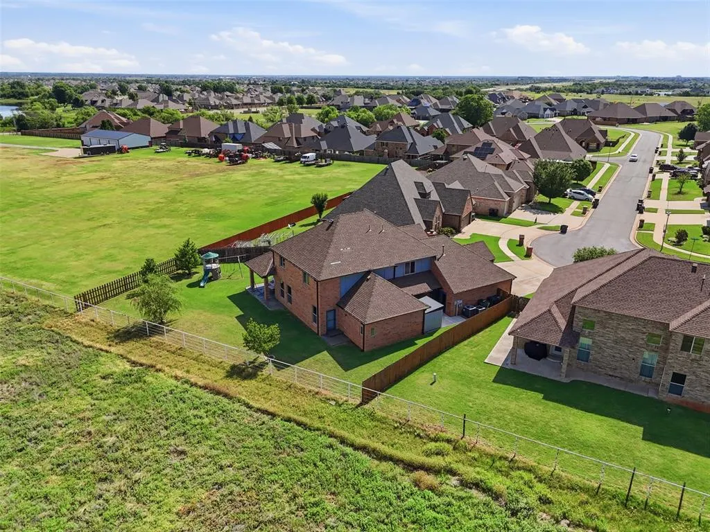 Photo 47 — 9329 NW 134th Terrace, Yukon, OK 73099