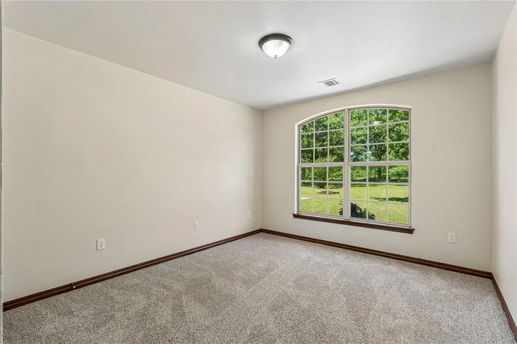 Photo 30 — 5050 Pond Drive, Harrah, OK 73045