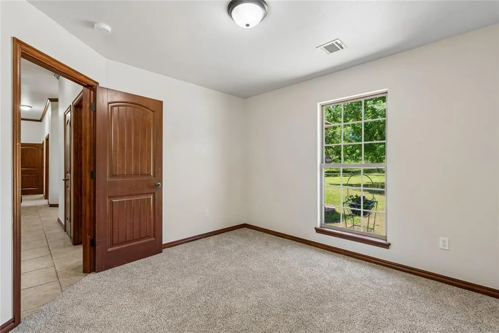 Photo 32 — 5050 Pond Drive, Harrah, OK 73045