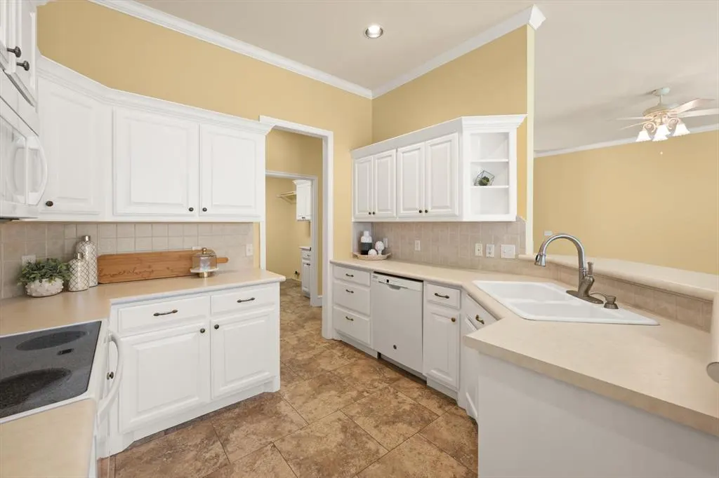 Photo 11 — 2805 NW 168th Street, Edmond, OK 73012