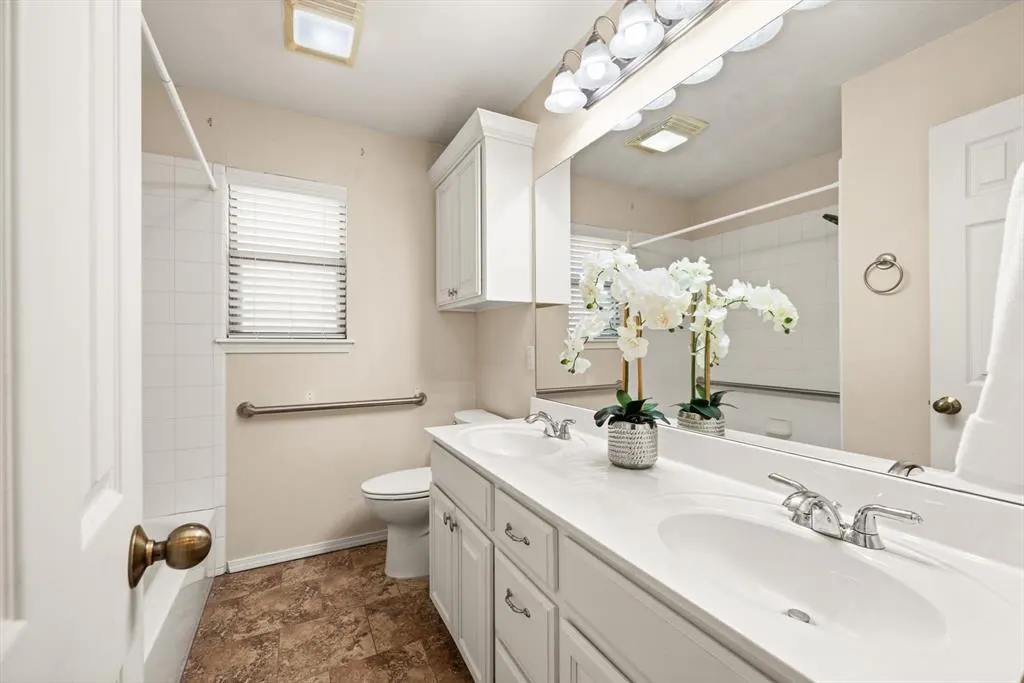 Photo 28 — 2805 NW 168th Street, Edmond, OK 73012
