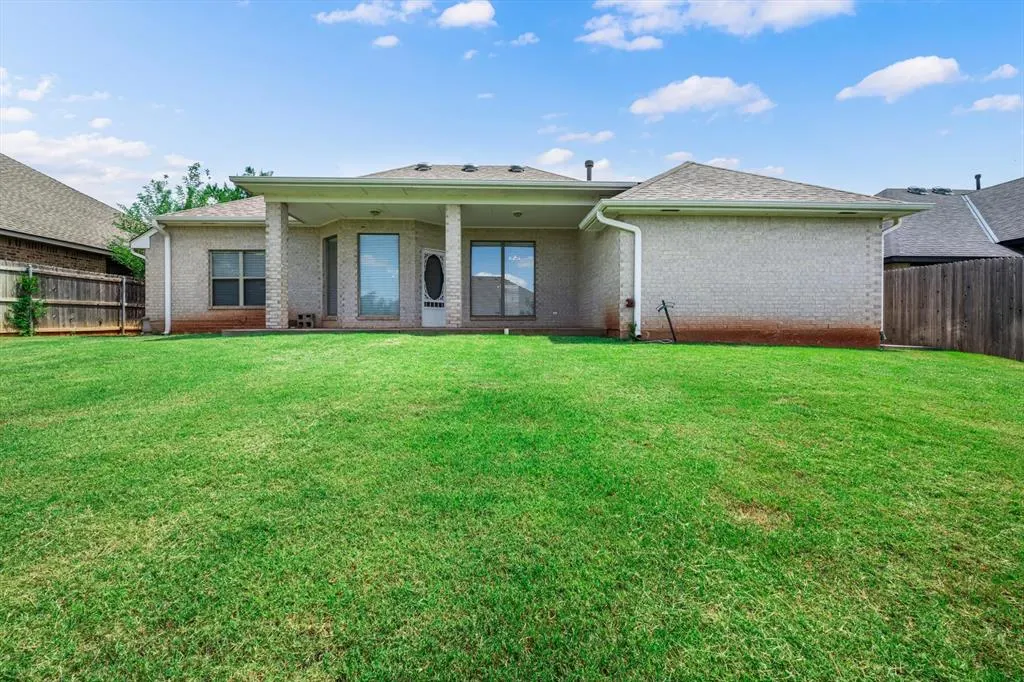Photo 34 — 2805 NW 168th Street, Edmond, OK 73012