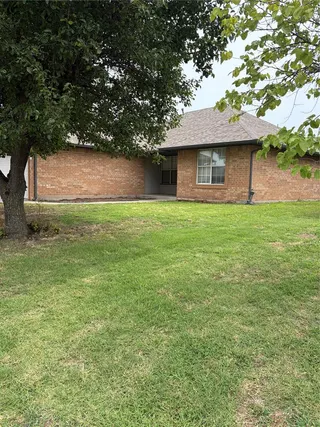 Sold home at 14516 S Hudson Avenue