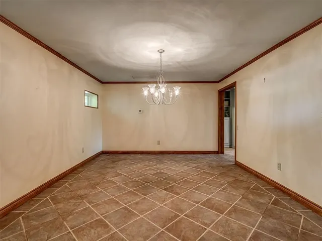 Photo 7 — 2101 E Lakewood Drive, Guthrie, OK 73044