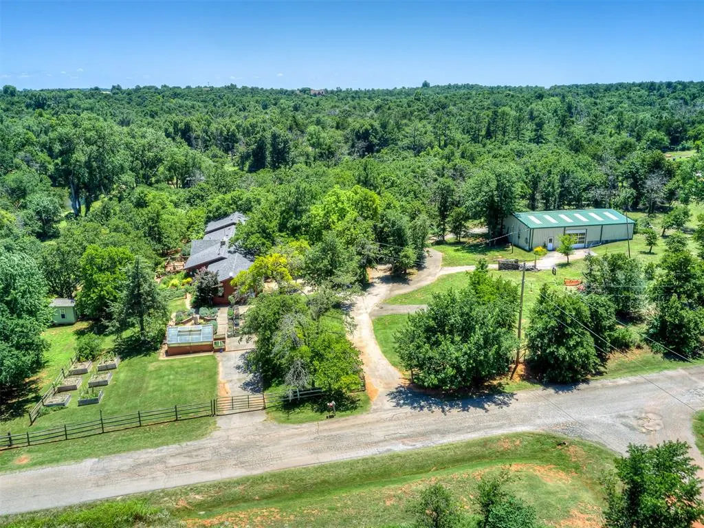 Photo 49 — 2101 E Lakewood Drive, Guthrie, OK 73044