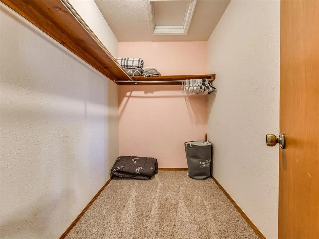 Photo 17 — 11421 Springhollow Road 1102, Oklahoma City, OK 73120