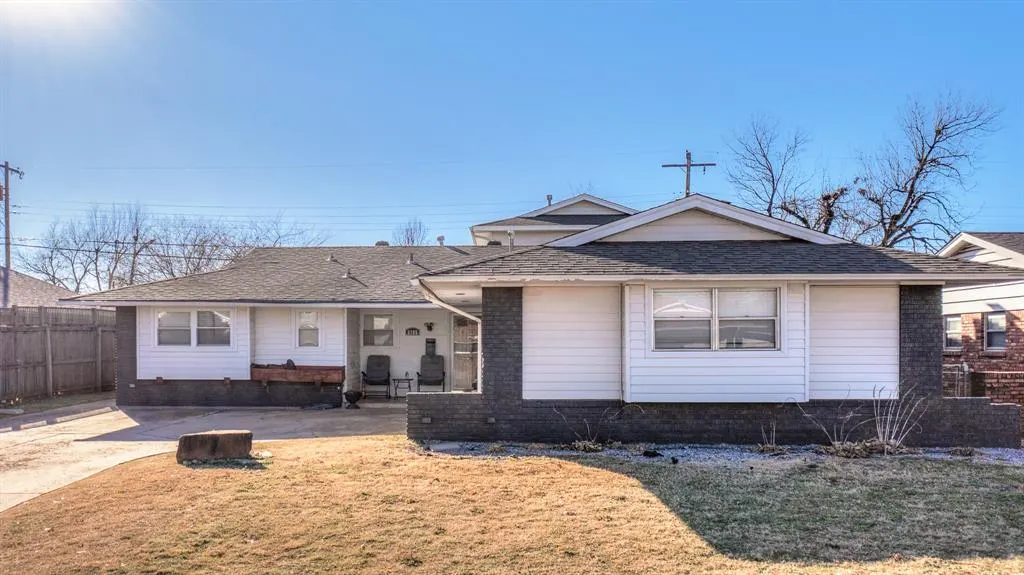 Front exterior — 3105 N Viewpoint Drive, Midwest City, OK 73110