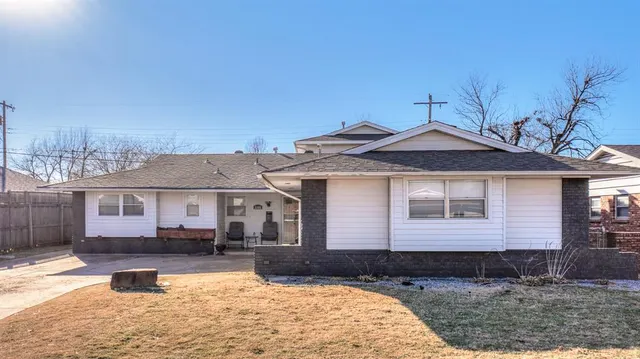 Front exterior — 3105 N Viewpoint Drive, Midwest City, OK 73110