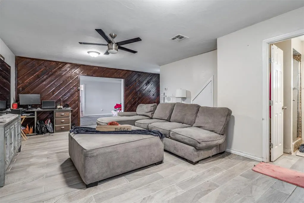 Photo 15 — 3105 N Viewpoint Drive, Midwest City, OK 73110