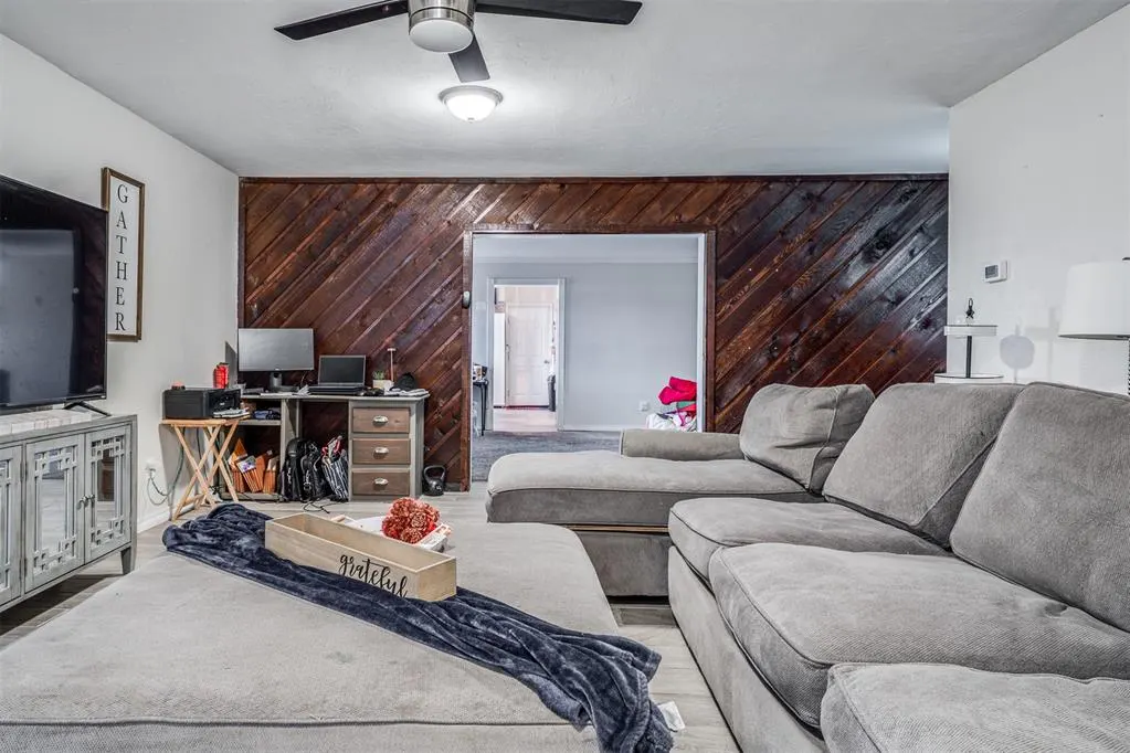 Photo 19 — 3105 N Viewpoint Drive, Midwest City, OK 73110