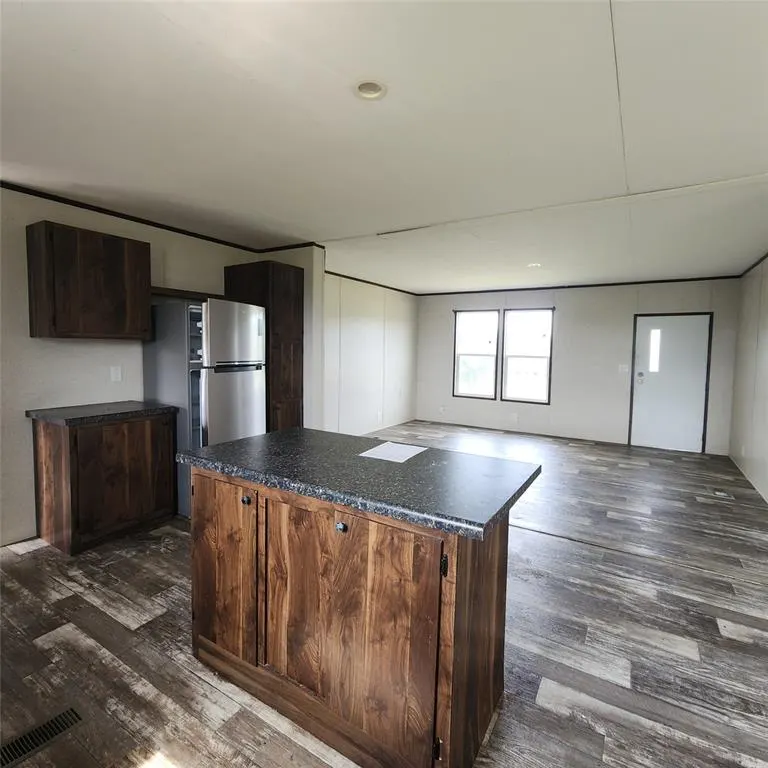 Photo 5 — 10696 Chandler Way, McLoud, OK 74851