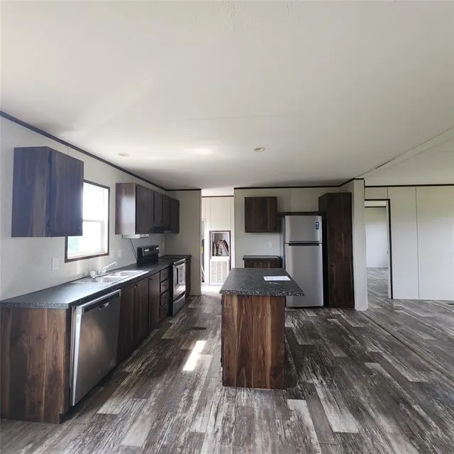 Photo 7 — 10696 Chandler Way, McLoud, OK 74851