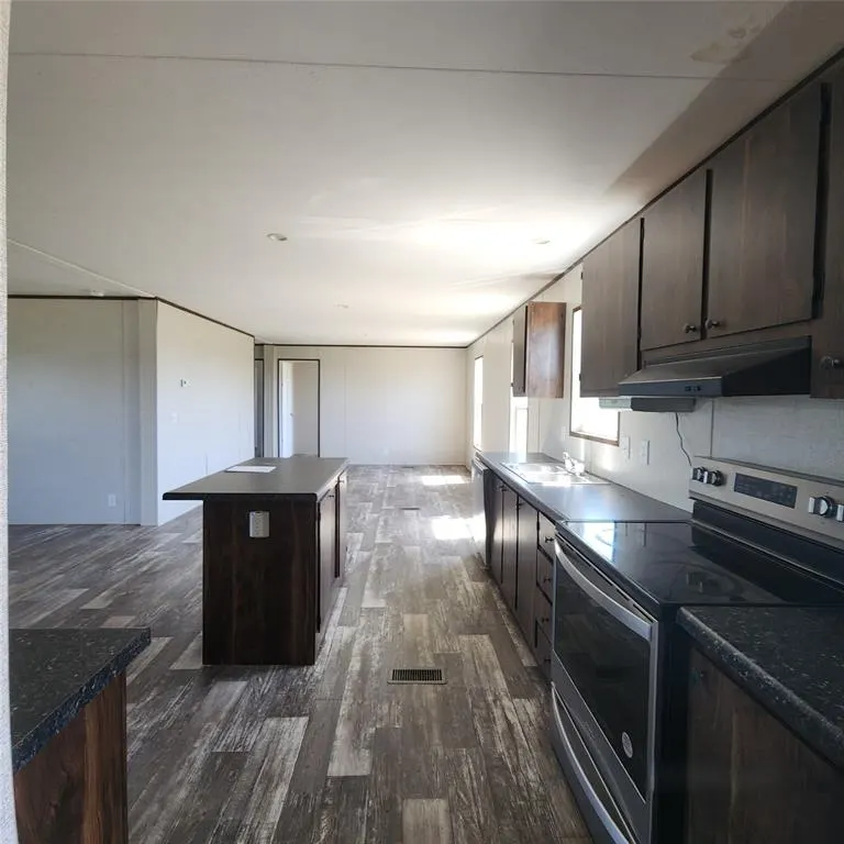 Photo 8 — 10696 Chandler Way, McLoud, OK 74851