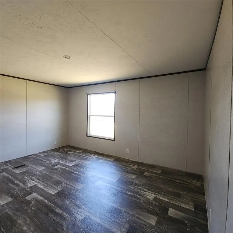 Photo 12 — 10696 Chandler Way, McLoud, OK 74851