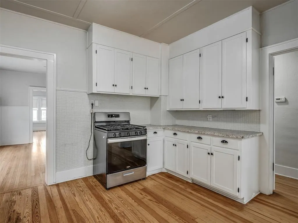 Photo 9 — 505 N Park Place, Guthrie, OK 73044