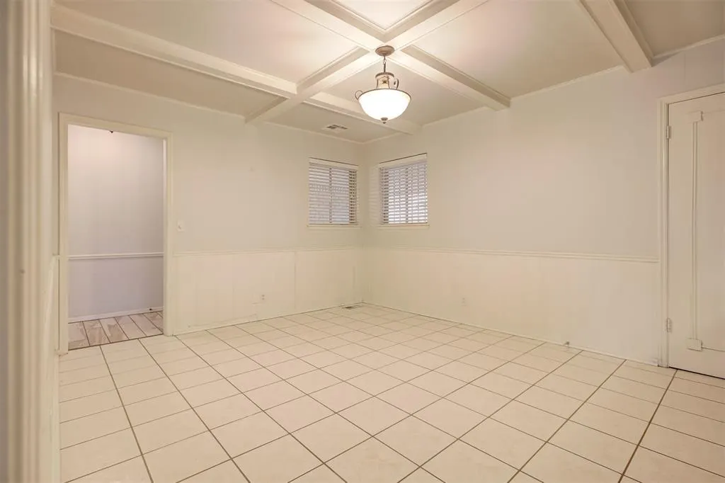 Photo 14 — 2109 NW 43rd Street, Oklahoma City, OK 73112