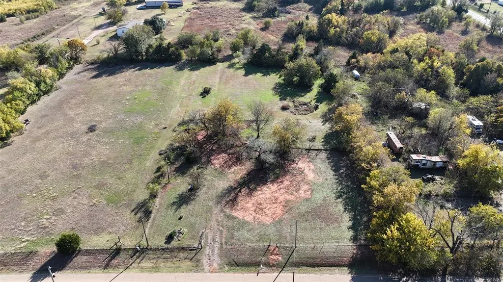 Photo 2 — 1609 E Roosevelt Avenue, Guthrie, OK 73044