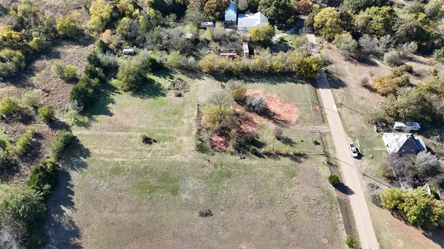 Photo 5 — 1609 E Roosevelt Avenue, Guthrie, OK 73044