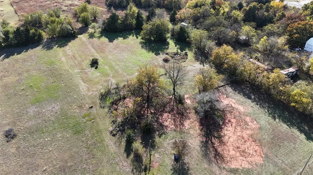 Photo 7 — 1609 E Roosevelt Avenue, Guthrie, OK 73044