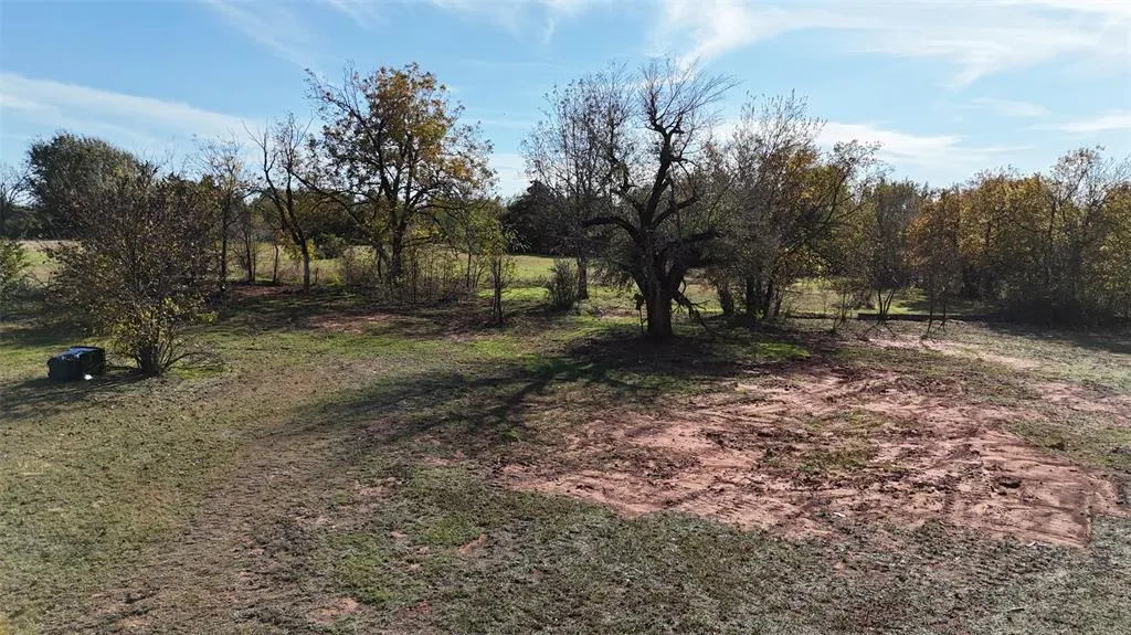 Photo 9 — 1609 E Roosevelt Avenue, Guthrie, OK 73044