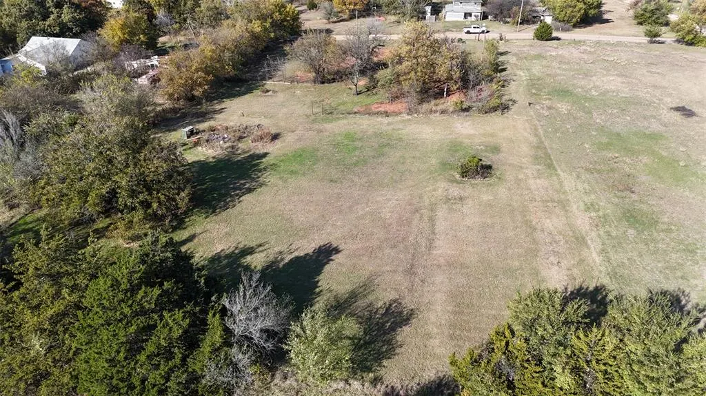 Photo 16 — 1609 E Roosevelt Avenue, Guthrie, OK 73044