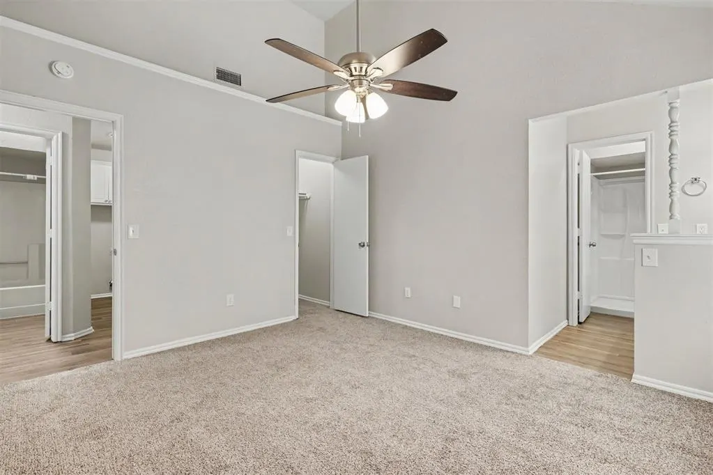 Photo 7 — 2113 S Robinson Avenue, Moore, OK 73170