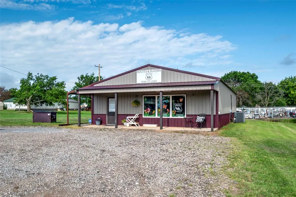 Photo 2 — 1003 N Broadway Avenue, Davenport, OK 74026