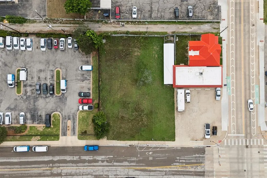 Photo 13 — 720 NW 6th Street, Oklahoma City, OK 73102