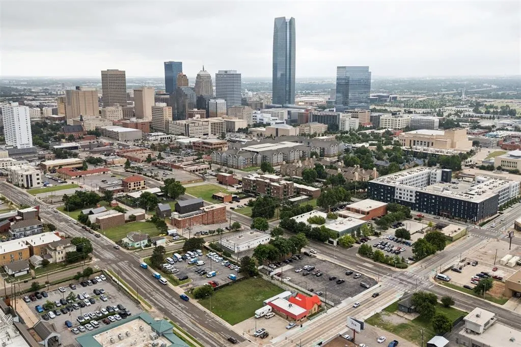 Photo 16 — 720 NW 6th Street, Oklahoma City, OK 73102