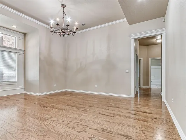 Photo 6 — 16609 Village Garden Drive, Edmond, OK 73012