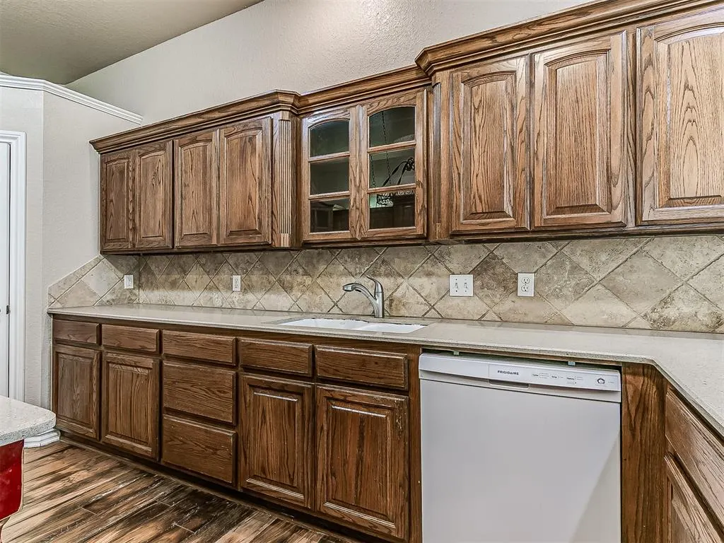Photo 16 — 16609 Village Garden Drive, Edmond, OK 73012