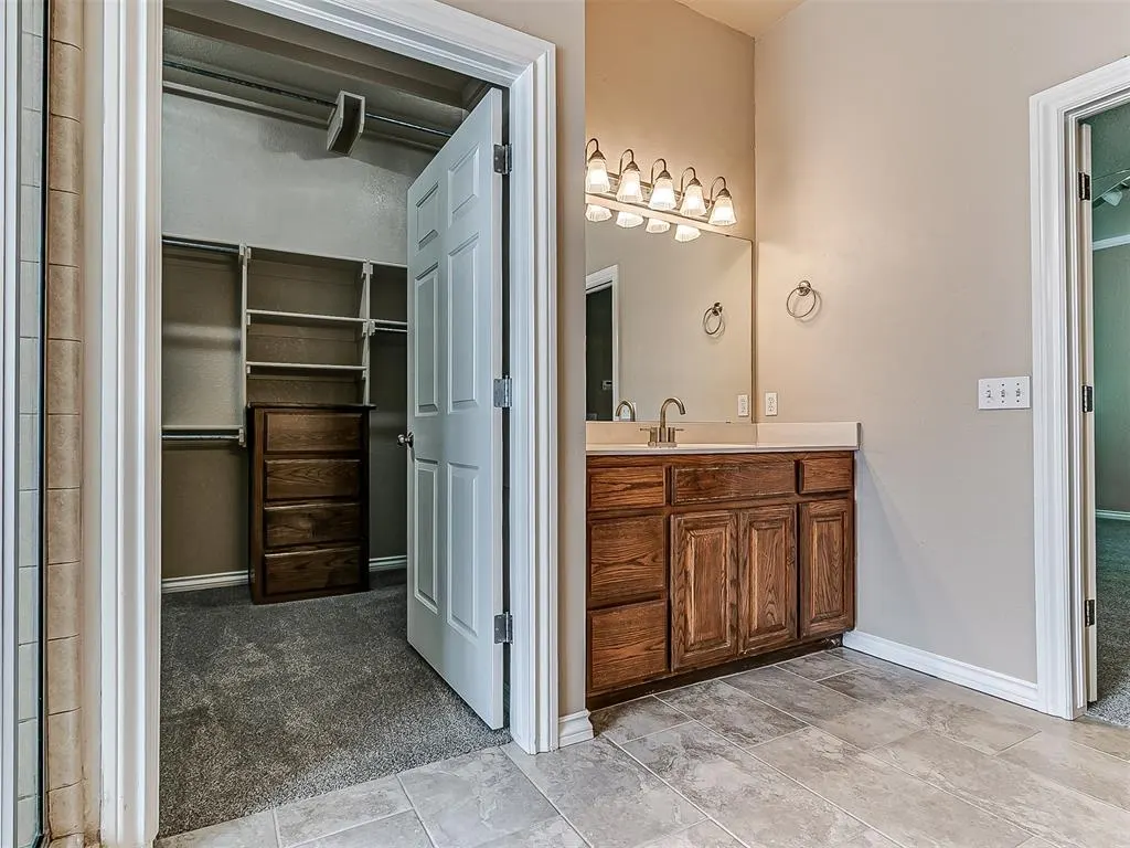 Photo 25 — 16609 Village Garden Drive, Edmond, OK 73012