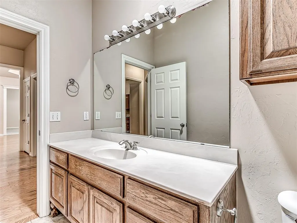 Photo 30 — 16609 Village Garden Drive, Edmond, OK 73012